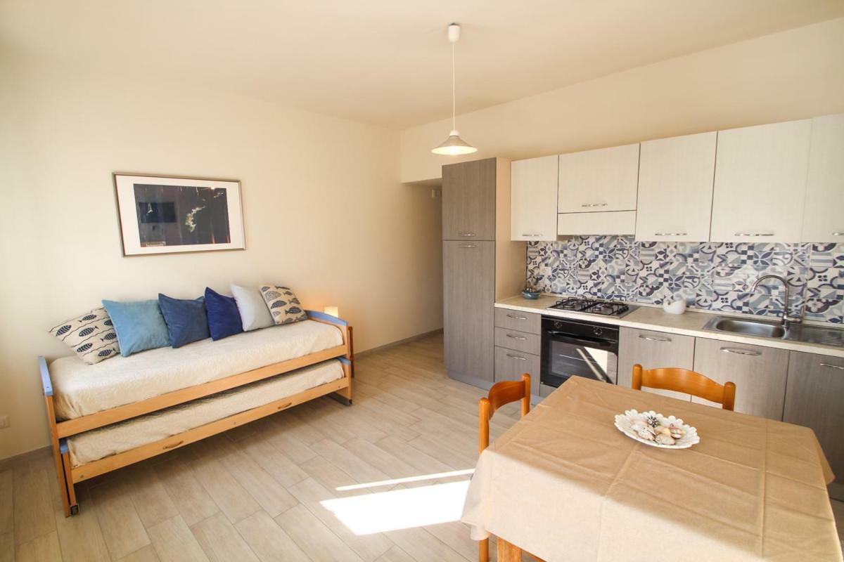 Le Case Dei Pescatori - Residence Il Tramonto Ponza Extérieur photo