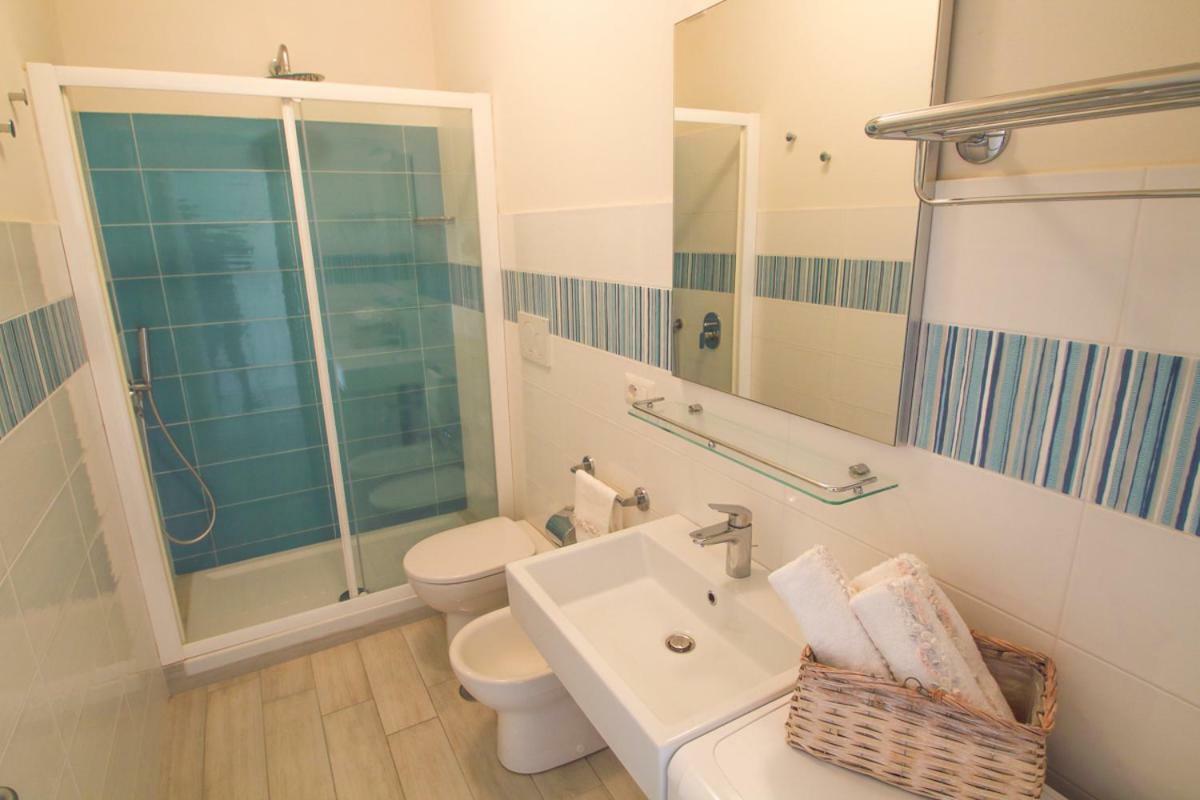 Le Case Dei Pescatori - Residence Il Tramonto Ponza Extérieur photo