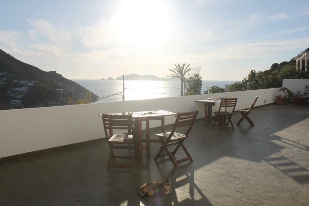 Le Case Dei Pescatori - Residence Il Tramonto Ponza Extérieur photo