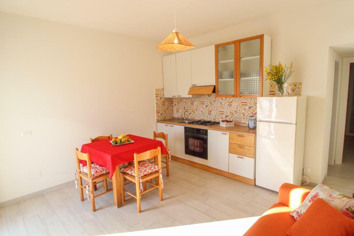 Le Case Dei Pescatori - Residence Il Tramonto Ponza Extérieur photo